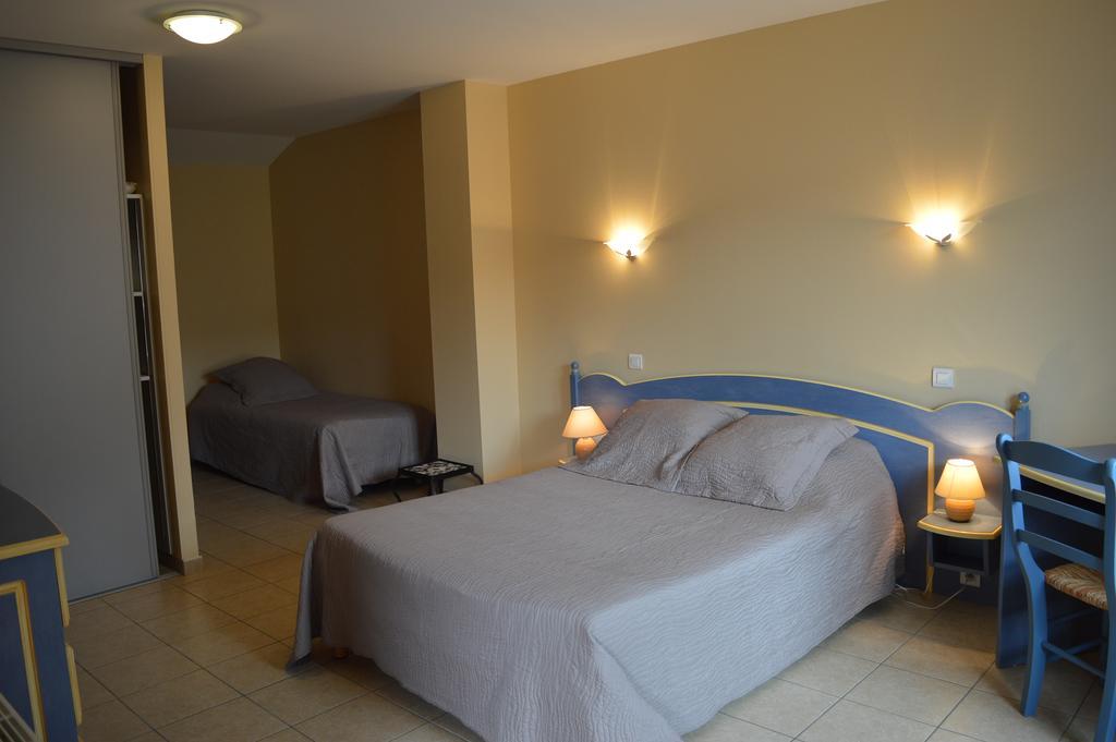 Côté Midi Chambre d'hôte Chaneins Extérieur photo