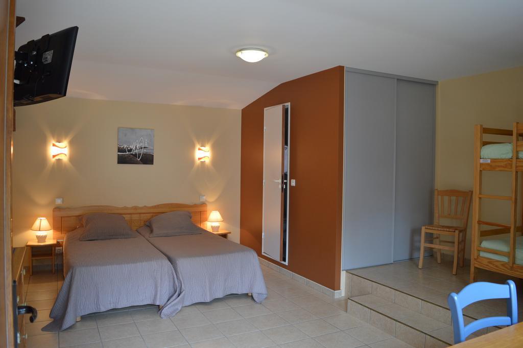 Côté Midi Chambre d'hôte Chaneins Extérieur photo